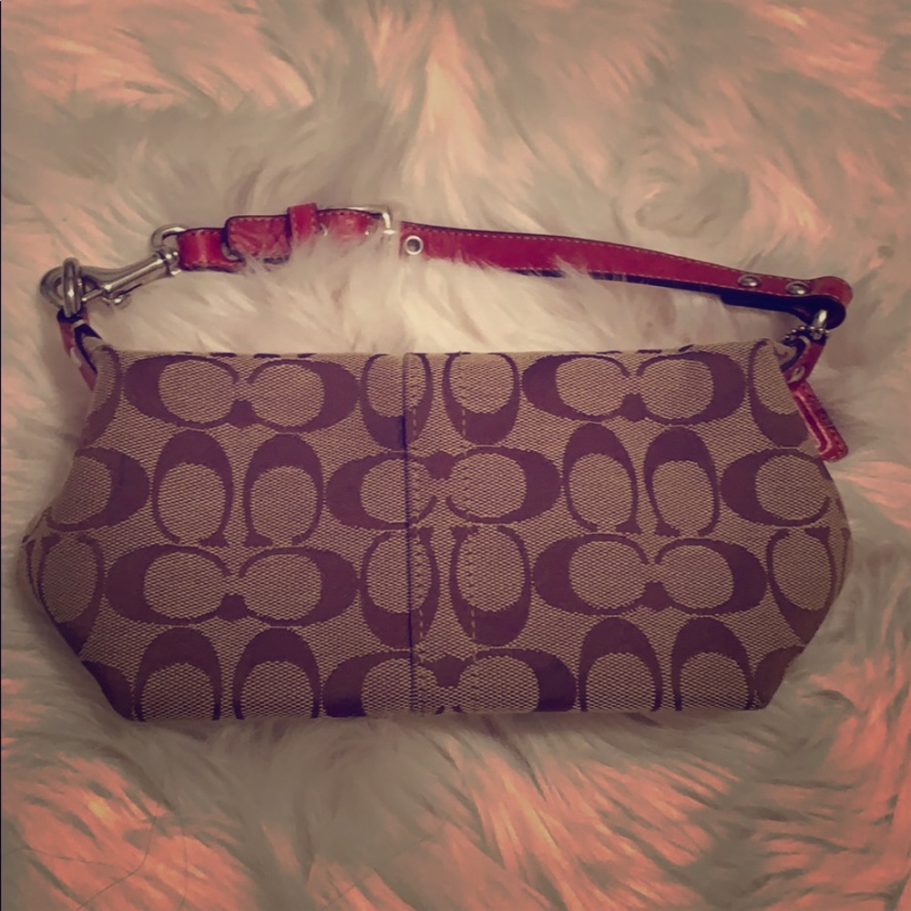 Very good condition small brown coach purse